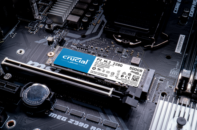 Crucial P2 250GB 3D NAND NVMe PCIe M.2 SSD Up to 2400MB/s - CT250P2SSD8